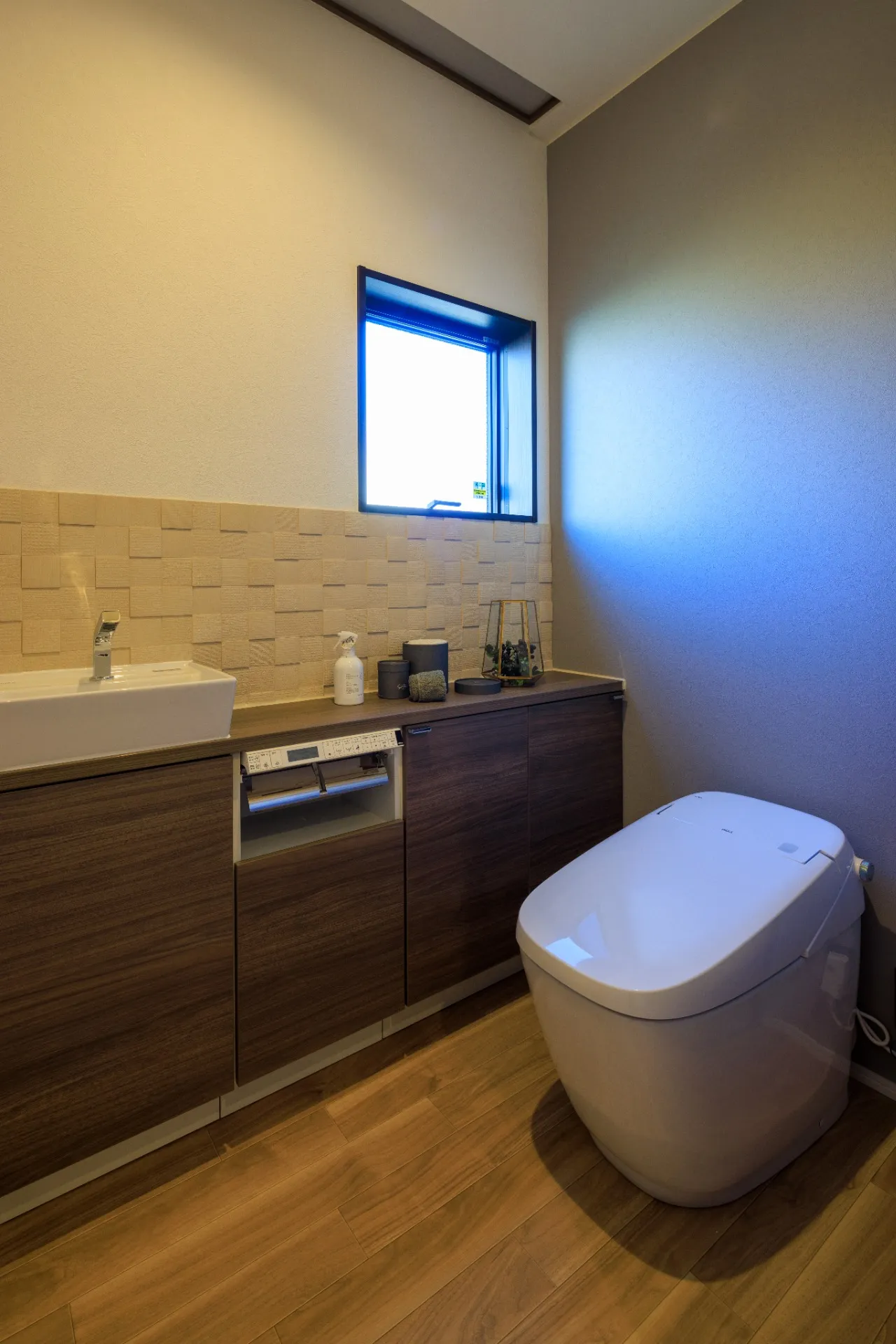 LIXILトイレ サティスG